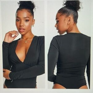 Abercrombie & Fitch Long-Sleeve Slinky V-Neck Bodysuit, Sz: Sm. NWT